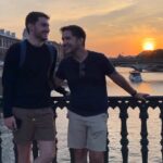 Gabriel Luiz Instagram - De um lado pro outro, juntos, sem parar. Paris, France