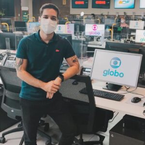 Gabriel Luiz Instagram - Hoje completo cinco anos de televisão. Cinco anos desde o primeiro “vai”. O frio na barriga é o mesmo. Por outro lado, já perdi a conta de quantas matérias já fiz, quantas pessoas já entrevistei… E, mais do que tudo, é incalculável o tanto de gente inspiradora e do bem que encontrei perto de mim nesse caminho