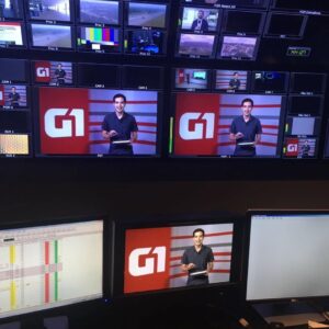 Gabriel Luiz Instagram - Hoje completo cinco anos de televisão. Cinco anos desde o primeiro “vai”. O frio na barriga é o mesmo. Por outro lado, já perdi a conta de quantas matérias já fiz, quantas pessoas já entrevistei… E, mais do que tudo, é incalculável o tanto de gente inspiradora e do bem que encontrei perto de mim nesse caminho