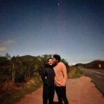 Gabriel Luiz Instagram - É debaixo das estrelas que a gente ilumina nosso caminho. E com você, @lucasmachdo, o universo te presenteou com um brilho próprio. Sua alegria, seu amor e a dedicação que você coloca em tudo o que você faz tornam você simplesmente imbatível. Mas isso você já sabia desde criança. É que saltos e piruetas só são naturais pra quem é leve de espírito 🤸‍♂️