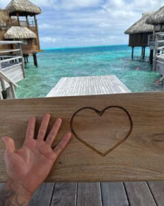 Gabriel Medina Instagram - Cabeça fria coração quente 💙 Bora Bora