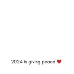 Gabrielle Union Instagram - New Year, new goals, but one thing is for certain... family over everything ✨🥂🍾 #HappyNewYear #2024