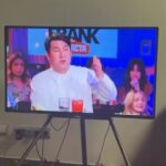 Garik Kharlamov Instagram - Спасибо @bastaakanoggano за рекламу моего караоке @nevskie_karaoke ))) Поэтому алаверды ) Обязательно приходите в ресторан @frankbybasta !!! Очень вкусные крылышки ! )