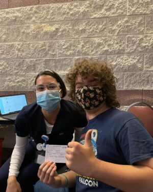 Gaten Matarazzo Instagram - Happy Easter Everyone 🌸  Get vaccinated😊❤️