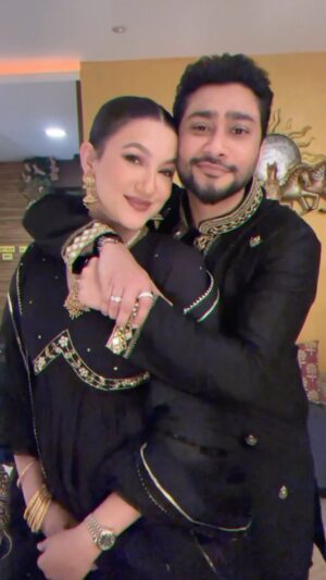 Gauahar Khan Instagram - We wore these T-shirts , night after out wedding festivities , still transitioning into our best human selves every night from there on 🥰
#Alhamdulillah #Allheart #husbandandwife #funny 
Zaid's outfit : @nafsindia ✨
Gauahar's outfit : @urbanstree ✨