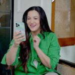Gauahar Khan Instagram - Save the date for the ultimate celebration party, “JioMart on WhatsApp Anniversary Dhamaka”, on 29th September, 6 PM. Join the live and stand a chance to be one of the lucky winners to bag an iPhone and more exciting prizes! I’m all in, are you? #jmonwaanniversarydhamaka Mumbai, Maharashtra