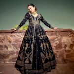 Gauahar Khan Instagram - Rajasthani Chori Outfit:@jigarmaliofficial Jewellery: @bharatsonsjewellers Styling : @devs213 assisted by @krutikaa_sharma Mehrangarh Fort Jodhpur