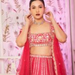 Gauahar Khan Instagram - Pinkster 💞 This is @jasleenroyal and @babil.i.k ‘s new track . Check out the video too . It’s amazing 🩷 Styling : @devs213 assisted by @krutikaa_sharma Outfit: @chameeandpalak Jewellery: @anmoljewellers Click : @mohitvaru Mumbai, Maharashtra