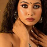 Gayathri Sri Instagram - “Black is not just a color; it’s an attitude, and a woman in a black dress carries it with grace.” #makeup #chennaimakeupartist #chennaimua #reelitfeelit #photoshoot #celebritymakeup #trendingreels #viral
