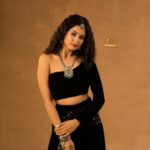 Gayathri Sri Instagram – MAGIC BLACK 🖤✨

@deepi_makeupartistry 
@mani_stylist_ Chennai, India