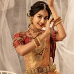 Gayathri Sri Instagram - Bridal #2... . Makeup by:@mystylemakeover_studio . FT:@gayu_sri_offl . Shotby:@vdop_photography . Saree:@mylaikumaran . Saree drape:@style_with_anbu . Blouse:@kavyavigneshofficial . Hairdo:@mahi_hairdo . Jewel:@krishya_bridal_collections . #vdopphotography #portrait #traditional #beauty #bridalmakeup #bridallook #beautyshots #portraitphotography #chennaimodels #chennaifashiondesigner #fashionstyle #love #model #instagram #bridalsarees #outfit #stylish Chennai, India