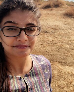 Gayatri Jadhav Instagram - Letting go is form of love 🎯
.
.
#deepthoughts#love#freedom#lettinggo#nofilter #nomakeup#gayatrijadhav