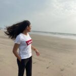 Gayatri Jadhav Instagram - Breeze is wind , only with a twist of love. #happiness💕 #pure #livinginthemoment #carebear #overwhelmed #mymostfavorite #him🧿🦋 #gv🌏 #gayatrijadhavofficial