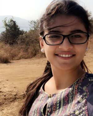 Gayatri Jadhav Instagram - Letting go is form of love 🎯
.
.
#deepthoughts#love#freedom#lettinggo#nofilter #nomakeup#gayatrijadhav