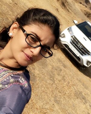 Gayatri Jadhav Instagram - Letting go is form of love 🎯
.
.
#deepthoughts#love#freedom#lettinggo#nofilter #nomakeup#gayatrijadhav