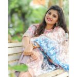Gayatri Jadhav Instagram - 🌟 Shoot with @gayatri_jadhav_official 📸 @pixelpune @itsdevendraaa 💄@priyankaingolemua #marathimulgi #marathiactress #pune #punebloggers Pune, Maharashtra