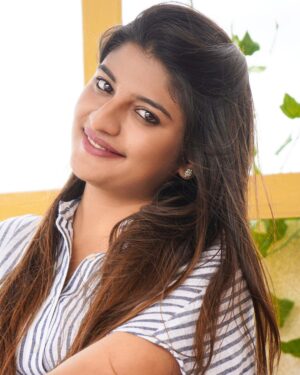 Gayatri Jadhav Instagram - Always looking for magic in every moment.
.
.
.
PC - @glowingrowthmedia 
.
.

#picture #photography #photo #picoftheday #photooftheday #pic #instagood #art #instagram #love #beautiful #pictureoftheday #like #nature #photographer #follow #pictures #photos #artist #foto #instalike #pics #me #likes #instapic #travel #drawing #photoshoot #instaphoto #fotografia