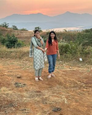 Gayatri Jadhav Instagram - Happy place... year end on a positive note...