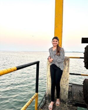 Gayatri Jadhav Instagram - 🌊❤️