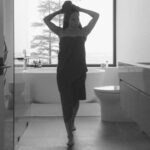 Genevieve Kang Instagram - @slowtide x @saltwoodbeachhouse / shot by @cristinagareau