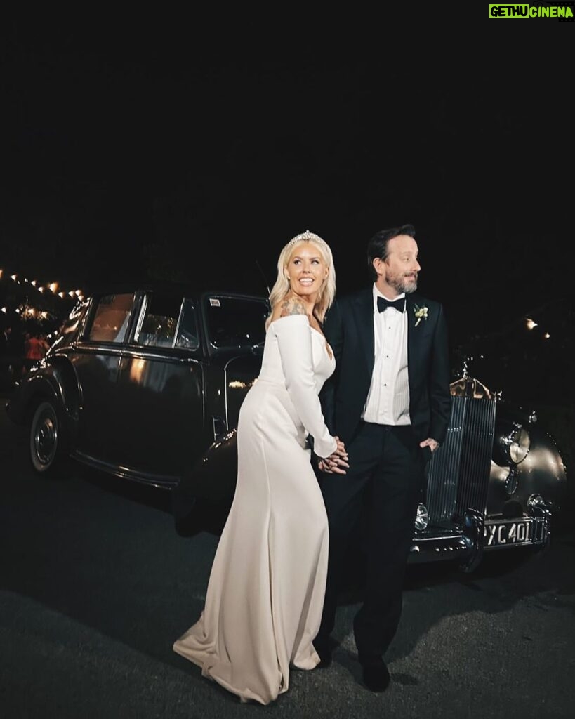 Geoff Ramsey Instagram - Mr. and Mrs. • • @alisonnarro manages to make us look good even just on an iPhone snap. Thank you @thewhittexperience @whitt_ross for helping make our dream wedding a reality Laguna Gloria