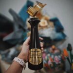 Gina S. Noer Instagram - Alhamdulillah. Jumat lalu dapat berkah baik untuk @filmlikeandshare 🩷🩷 Terima kasih untuk 2 piala untuk Film Indonesia Terpuji & Pemeran Utama Wanita Terpuji untuk @auroraribero dari @festivalfilmbandung. Serta terima kasih kepada @festivalfilmwartawan untuk apresiasinya, Aktris Pendukung Terbaik film Genre Drama kepada @owliasarah. Semoga apresiasi dan berkah ini bisa jadi penguat pondasi berkarya untuk banyak kolaborasi baik oleh seluruh pemain dan kru film Like & Share. Aamiin.