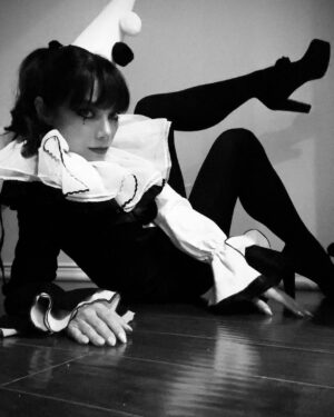 Ginger Gonzaga Instagram - Clown IRL and for Halloween. Every pic is me just trying to show that my shoes also have Pom Pom puffs on them, and my hat is still dripping Elmer’s glue. Happy Halloween!🤍🖤

Nails x @p_and_p_atl 

#happyhalloween #halloween #clown #perriotclown #leclown #tights #crafts #blackandwhite