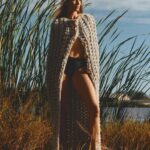 Gisele Bündchen Instagram - Thank you so much @harpersbazaarus for having me and thank you @aliciadkennedy for a great conversation about life and my new cookbook Nourish! Photographer: @luisalbertorodriguezstudio Stylist: @mr_carlos_nazario Creative Director: @lauragenninger Hair: @jimmypaulhair Makeup: @yad1m Manicure: Andréa J. Vieira of @thenailsaloon 📸 Muito obrigada @harpersbazaarus por me receber e obrigada @aliciadkennedy pela ótima conversa sobre a vida e meu novo livro de receitas Nourish!