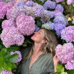 Gisele Bündchen Instagram - É o meu Rio Grande do Sul Céu, Sol, Sul, terra e cor Onde tudo o que se planta cresce e o que mais floresce é o amor. Sempre tão bom voltar pra casa❤️ Always so good to be back home