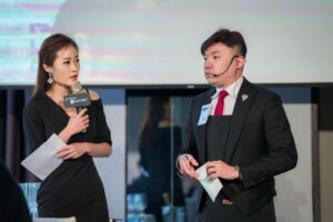 Gladys Lee Instagram - #主播主持 #2023台灣最佳法國酒侍酒師決賽 #BestSommelierinFrenchWinesCompetition

再次主持年度侍酒師大事：最佳法國酒侍酒師總決賽，考驗專業知識之外，侍酒技巧、對答、臨場反應都表現的非常精彩🍷以主持人身份連年參與、見證這麼多屆比賽，看見選手的大躍進，真心替台灣侍酒產業喝采！

恭喜 @howardchangg #張哲豪 @max.my_life #黃嘉偉 獲得今年度冠軍、亞軍，準備 一同前進新加坡角逐亞洲區最佳法國酒侍酒師啦！

2023 Taiwan Best Sommelier In French Wines Competition

@sufangwei @aa55aa555 

#FrenchWines #BestSommelierinTaiwan #Bilingualhost #eventhost #雙語主持 #記者會主持 #活動主持 #線上直播 #雙語主持人 #開幕主持 #中英雙語主持 #中英雙語 #中英雙語主持人 #李宛儒 #GladysLee