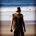 Grégory Fitoussi Instagram - Merci à @thegildediguana pour l accueil. La gentillesse. Les sourires. L élégance de l endroit. Merci à mon ami @ericritter_consulting aka «huggy les bons tuyaux ». Et merci au Costa Rica pour sa beauté sauvage. Ses gens. Son état d esprit. Ses vagues. A très bientôt. Pura vida. @thegildediguana @ericritter_consulting #costarica🇨🇷 #surf #happiness #puravida 📸@jmelloni