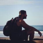 Grégory Fitoussi Instagram - Merci à @thegildediguana pour l accueil. La gentillesse. Les sourires. L élégance de l endroit. Merci à mon ami @ericritter_consulting aka «huggy les bons tuyaux ». Et merci au Costa Rica pour sa beauté sauvage. Ses gens. Son état d esprit. Ses vagues. A très bientôt. Pura vida. @thegildediguana @ericritter_consulting #costarica🇨🇷 #surf #happiness #puravida 📸@jmelloni