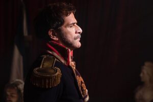 Grégory Fitoussi Instagram - Hâte de partager avec vous « vaincre ou mourir ». Brillamment mis en scène par @paulmignot_dir  merci @thomaspietrucci pour ces magnifiques photos.
