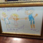 Graciela Pal Instagram - El dibujo de mi nieta, en un marco como corresponde. Te amo AMPARO de mi alma ❤️