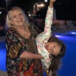 Graciela Pal Instagram - Feliz cumple Amparito de mi alma. Los abuelitos te aman ❤️
