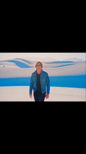 Greg Sestero Instagram - My new film project FORBIDDEN SKY is about a small town, late-night radio host that receives a frantic call that suddenly places him as the mediator between an alien race and earth. Galaxy Quest, Ex Machina, Fire in the Sky are some of the inspo. Click the link in my bio to join our campaign http://forbiddenskymovie.com