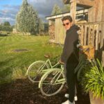 Gregg Sulkin Instagram - Happy to be home x