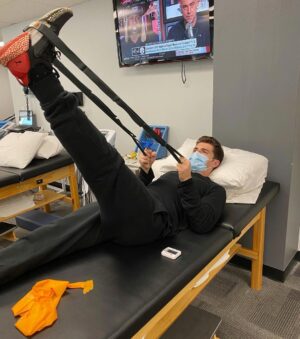 Gregg Sulkin Instagram - Heading into 2021 healthier and stronger than ever 💪