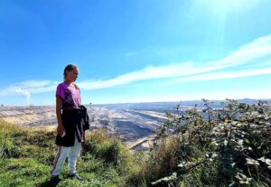 Greta Thunberg Instagram - In the German Rhineland, six further villages are planned to be destroyed to expand the largest coal mine of Europe. This is absurd. Today we visited those defending the villages and fighting for the coal to stay in the ground. We are standing with you. #AlleDörferBleiben 📸: @looking.close