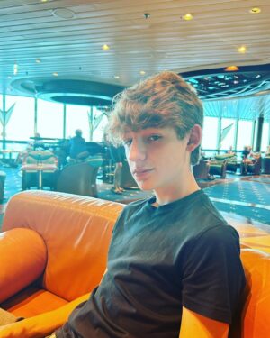 Griffin Wallace Henkel Instagram - #vacation #downtime 

#photodump #honduras #columbia #mexico #panama #royalcaribbean #theend