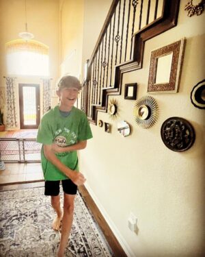 Griffin Wallace Henkel Instagram - #saturday all day 

#thanks #Aunt #Jenni #birthday #swag