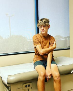 Griffin Wallace Henkel Instagram - #nys permit time again 

#sagaftrastrong #sagaftra #sag #grateful