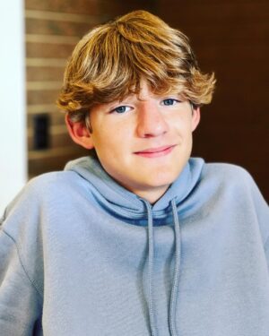 Griffin Wallace Henkel Instagram - #Summer break - gonna take a #timeout  #see you in #August 

Have an amazing summer 😊🌞😁

#actor #kid #teen #teenmodel #basketball #team #outtakes #social #media #break #coming #up
