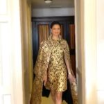 Gugu Mbatha-Raw Instagram - SWOOSH!! 🐯 @thedailyshow to talk about #TheGirlBefore @hbomax !! @thevampireswife @leithclark @nickbarose @naivashaintl @cartier #golden #yearofthetiger ✨