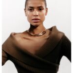 Gugu Mbatha-Raw Instagram - So wonderful to be in conversation with @jessicakate_plummer for @interviewmag 💗 See link in bio to read our chat about process, scents and being bonded forever on #TheGirlBefore 👯‍♀️ @hbomax Photography: @nickthompsonstudio Jewellery: @cartier Style: @georgmedley Hair: @danielmartin81 Makeup: @kennethsohmakeup Nails: @cherriesnow