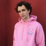 Guilherme Moura Instagram - Vermelho e Rosa.