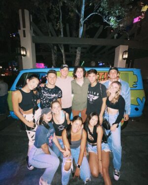 Gus De St. Jeor Instagram - Good people and a great night at @horrornights 🎃