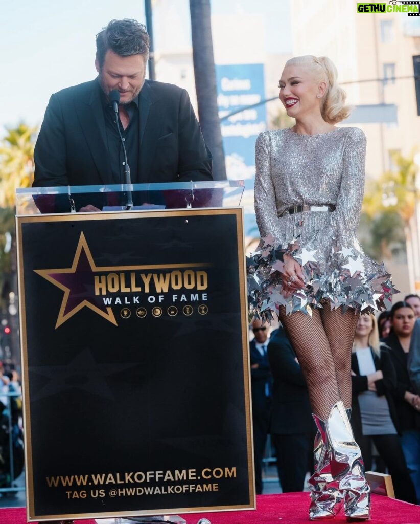 Gwen Stefani Instagram - what a dream !! thank u SO much @hwdwalkoffame + @warnerbrostv + Irving Azoff, Jimmy Iovine, and of course, @blakeshelton 🤍🙏 who would have thought this girl from Anaheim would have her own star on the Hollywood Walk of Fame 🌟 thank u for walking this journey with me, singing with me all these years … i love u !!! Gx Photos 1-7: @warnerbrostv