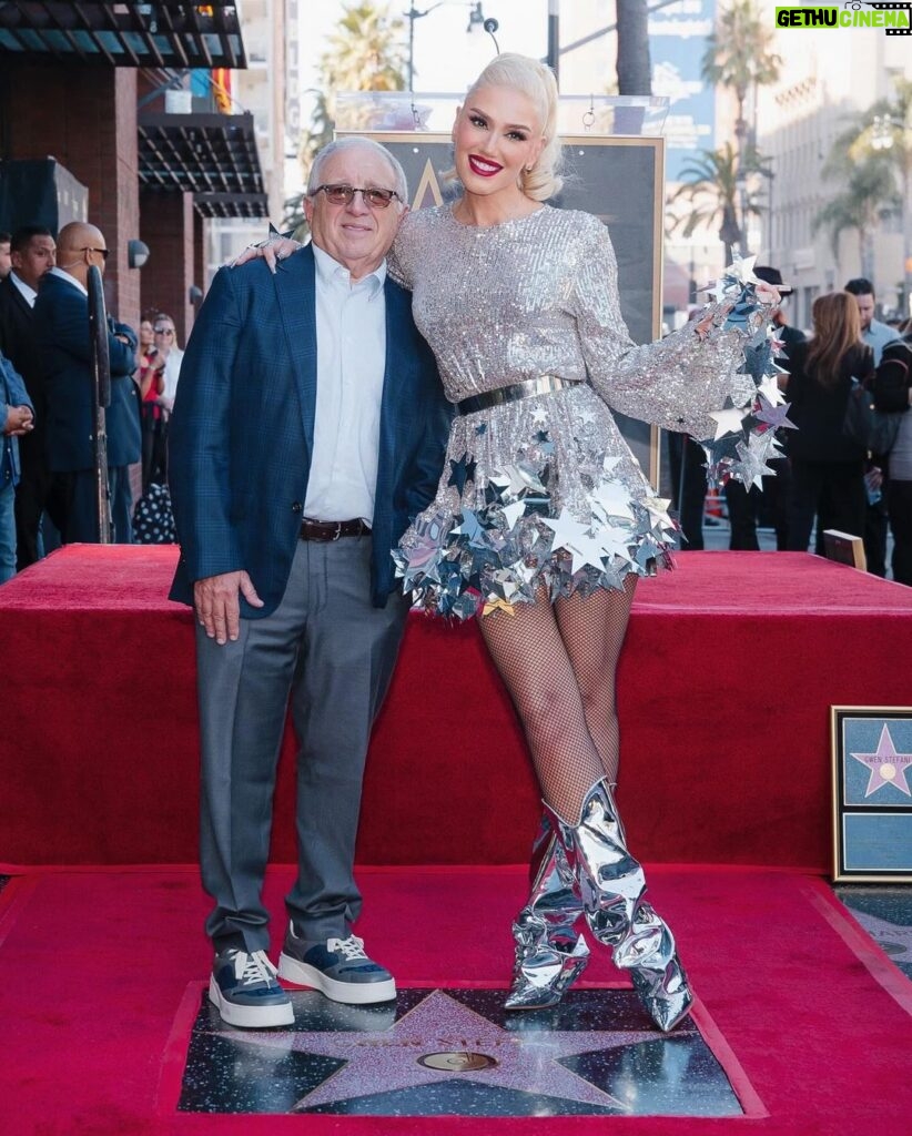 Gwen Stefani Instagram - what a dream !! thank u SO much @hwdwalkoffame + @warnerbrostv + Irving Azoff, Jimmy Iovine, and of course, @blakeshelton 🤍🙏 who would have thought this girl from Anaheim would have her own star on the Hollywood Walk of Fame 🌟 thank u for walking this journey with me, singing with me all these years … i love u !!! Gx Photos 1-7: @warnerbrostv