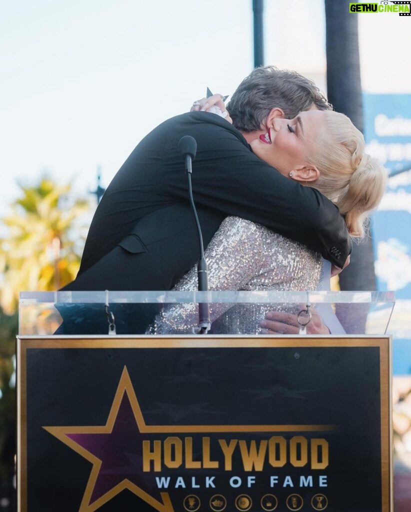 Gwen Stefani Instagram - what a dream !! thank u SO much @hwdwalkoffame + @warnerbrostv + Irving Azoff, Jimmy Iovine, and of course, @blakeshelton 🤍🙏 who would have thought this girl from Anaheim would have her own star on the Hollywood Walk of Fame 🌟 thank u for walking this journey with me, singing with me all these years … i love u !!! Gx Photos 1-7: @warnerbrostv